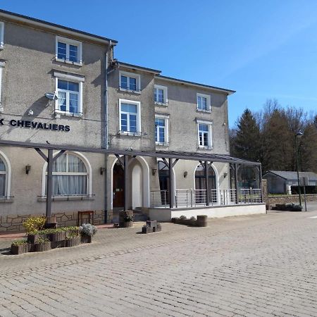 Petite Chatelaine Batiment Les Chevaliers Herbeumont Exterior foto